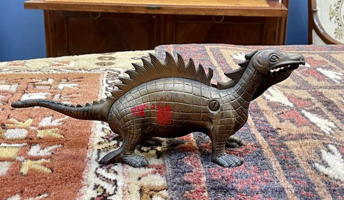 English Dinosaur Shaped Cast Iron Nutcracker, 1930s-QYF-1787868