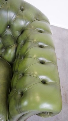 English Green Leather 2.5 Seater Chesterfield Sofa-HPP-2039535