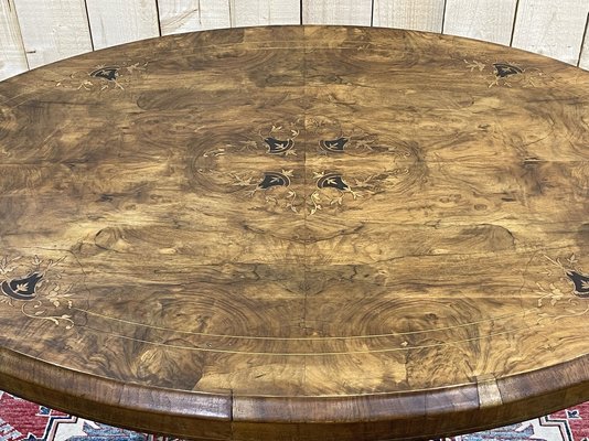 English Pedestal Table in Walnut Veneer, Ebony and Boxwood, Late 1800s-QYF-941759