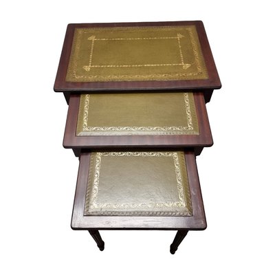 English Style Classic Nesting Tables, 1970s, Set of 3-VHW-2034462