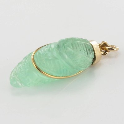 Engraved Emerald and 18 Karat Gold Pendant Charm, 1960s-OLU-896387