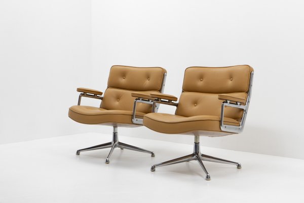 ES105 Lobby Chairs by Charles & Ray Eames for Vitra, 1970s, Set of 2-TJQ-1932053