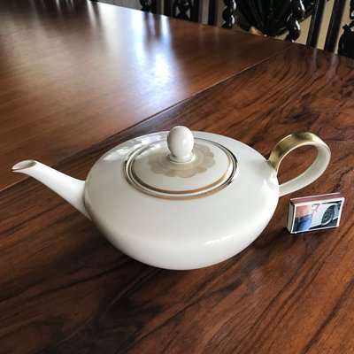 Favorit Tea Kettle from Hutschenreuther, Bavaria, Germany, 1940s-WQQ-1325150