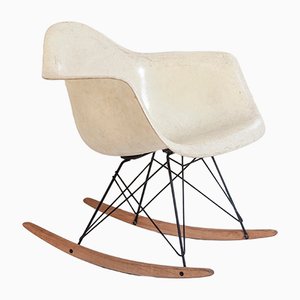 Fiberglass Rocking Chair from Herman Miller, 1950s-UTR-476353