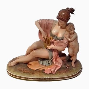 Figurine in Capodimonte Porcelain-GKV-1438676