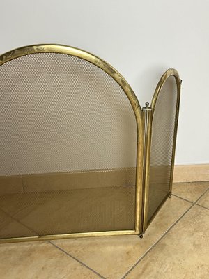 Fire Shield in Brass, Italy, 1970s-YST-1772483