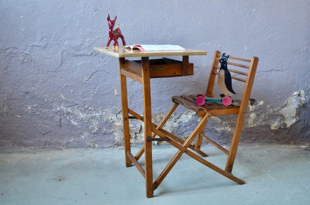 Foldable Child's Desk-AIU-1067760