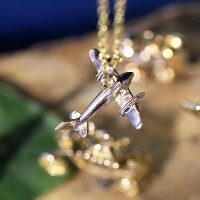 French 18 Karat Rose Gold Airplane Charm Pendant, 1960s-OLU-2027412