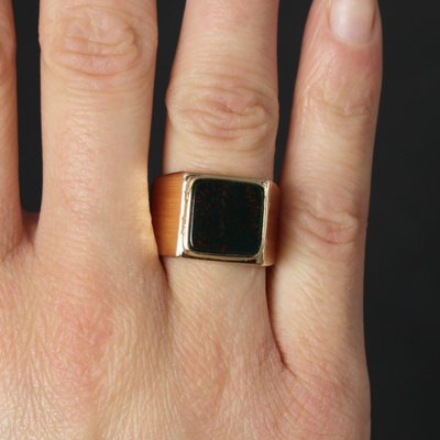 French 18 Karat Yellow Gold Signet Ring with Blood Jasper, 1960s-OLU-1781016