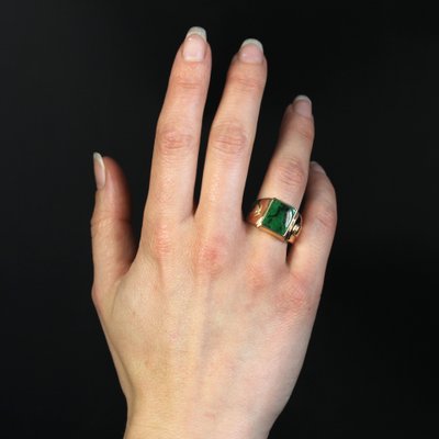 French 18 Karat Yellow Gold Signet Ring with Maw Sit Sit Jade, 1930s-OLU-1784785