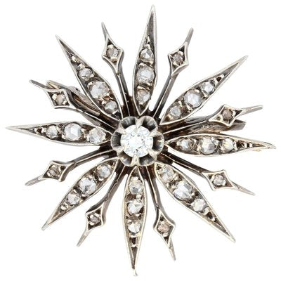 French 19th Century Diamonds and 18 Karat Yellow Gold Silver Snowflake Brooch-OLU-896717