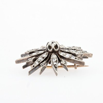 French 19th Century Diamonds and 18 Karat Yellow Gold Silver Snowflake Brooch-OLU-896717