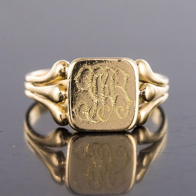 French 20th Century 18 Karat Yellow Gold Engraved Signet Ring-OLU-896804