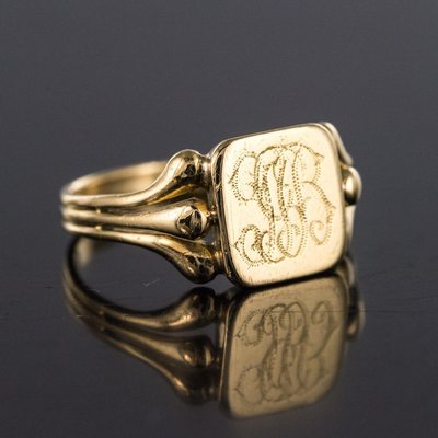 French 20th Century 18 Karat Yellow Gold Engraved Signet Ring-OLU-896804