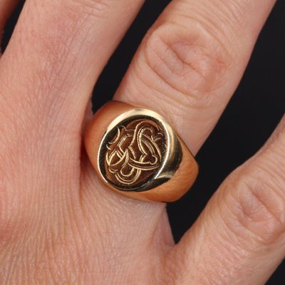 French 20th Century 18 Karat Yellow Gold Engraved with Initials Signet Ring-OLU-1073712