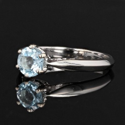 French Aquamarine 18 Karat White Gold Solitaire Ring, 1970s-OLU-1388185