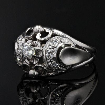 French Art Deco Diamond & 18 Karat White Gold Dome Ring, 1930s-OLU-1118185