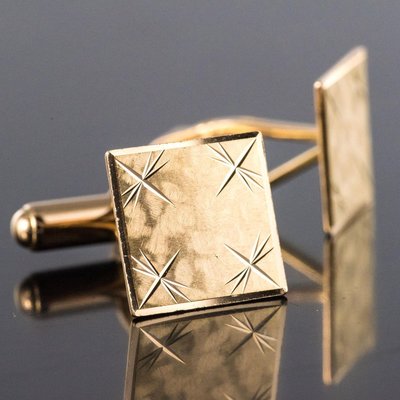 French Chiseled 18 Karat Yellow Gold Cufflinks, 1970s, Set of 2-OLU-896813