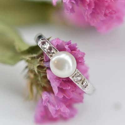 French Diamond Cultured Pearl 18 Karat White Gold Ring, 1950s-OLU-1704236