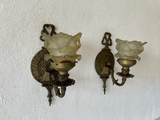 French Flower-Shaped Smoke Glass & Brass Sconces, 1940s, France, Set of 2-RDS-1405878