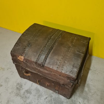 French Leather and Wooden Carriage Trunk, 1700a-VHW-1790014