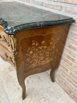 French Louis XV Style Bombé Satinwood Marquetry and Ormolu Mounted Commode, 1940s-NOU-1822947