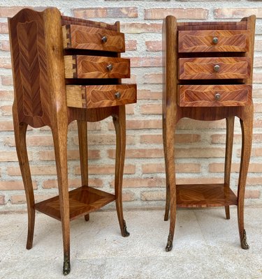 French Louis XV Style Nightstands in Walnut and Marquetry, Set of 2-NOU-1185256