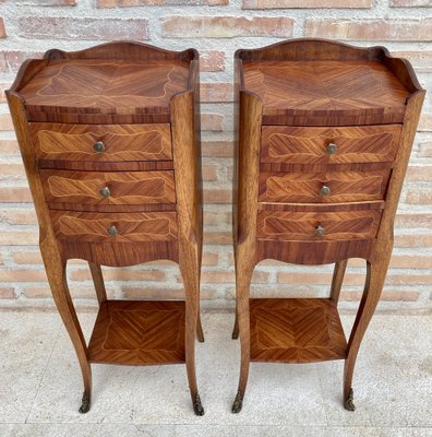 French Louis XV Style Nightstands in Walnut and Marquetry, Set of 2-NOU-1185256