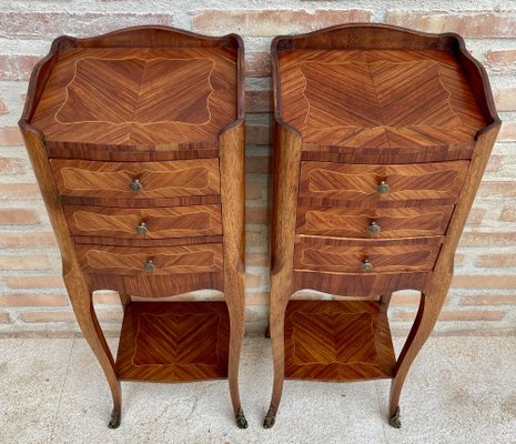 French Louis XV Style Nightstands in Walnut and Marquetry, Set of 2-NOU-1185256