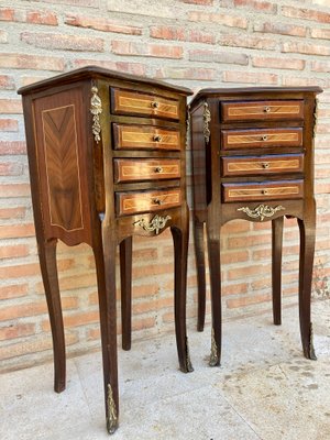 French Louis XV Tulipwood Veneer Bedside Tables or Nightstands, Set of 2-NOU-1137394