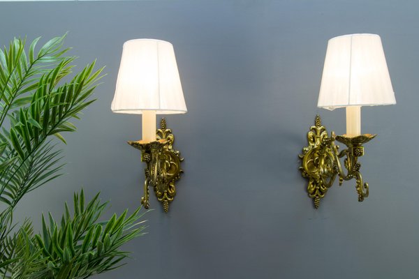 French Neoclassical Style Bronze Wall Lights, Set of 2-KEG-1135876