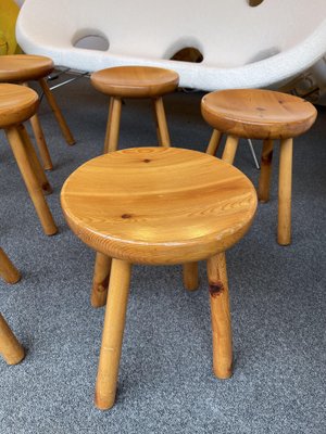 French Pine Stool attributed to Charlotte Perriand, 1960s-FUE-832836