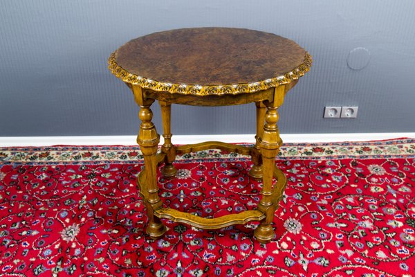 French Round Side Table in Burr Walnut, 1920s-KEG-1086377