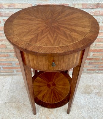 French Round Side Table in Walnut and Marquetry, 1940s-NOU-1413887