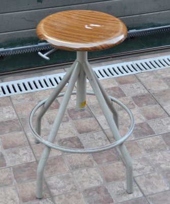 French Stool-ROJ-1091897