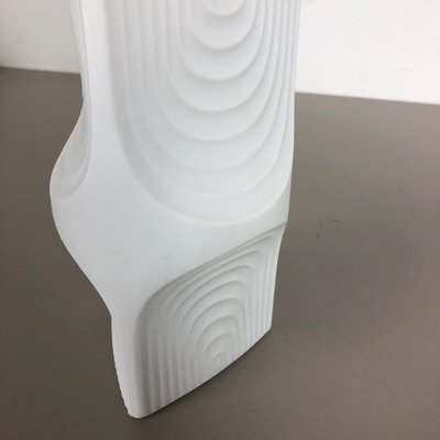 German Op Art Biscuit Porcelain Vase from Ak Kaiser, Germany, 1970s-QZ-1151876