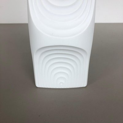 German Op Art Biscuit Porcelain Vase from Ak Kaiser, Germany, 1970s-QZ-1151876