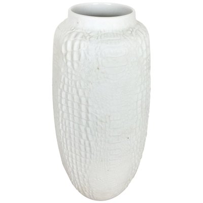 German Op Art Porcelain Vase from Ak Kaiser, 1970s-QZ-1131873