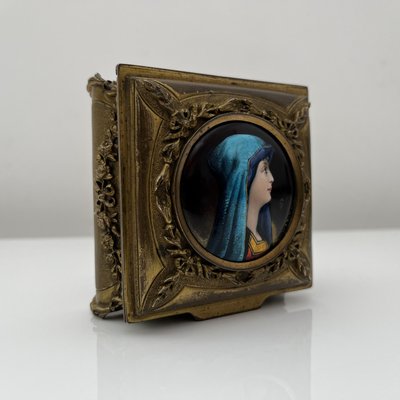 Gilt Bronze Box Portrait in Medallion attributed to De Mandre, France, 1900s-XOM-2036018