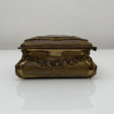 Gilt Bronze Box Portrait in Medallion attributed to De Mandre, France, 1900s-XOM-2036018