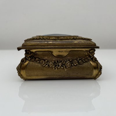 Gilt Bronze Box Portrait in Medallion attributed to De Mandre, France, 1900s-XOM-2036018