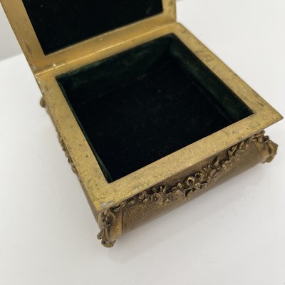 Gilt Bronze Box Portrait in Medallion attributed to De Mandre, France, 1900s-XOM-2036018