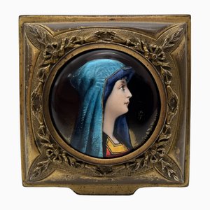 Gilt Bronze Box Portrait in Medallion attributed to De Mandre, France, 1900s-XOM-2036018