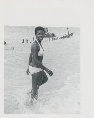 Gloria Hendry in James Bond, 1973, Photographic Print-DYV-1768019