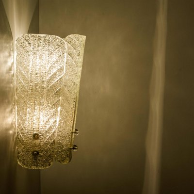 Gold Inclusions Glass and Brass Wall Light in the style of Barovier, 1960-VDW-2044210