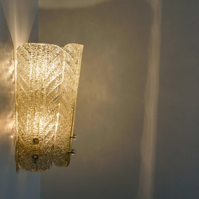 Gold Inclusions Glass and Brass Wall Light in the style of Barovier, 1960-VDW-2044210