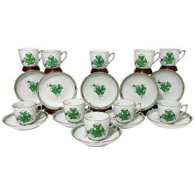 Green Porcelain Chinese Bouquet Apponyi Mocha Cups and Saucers from Herend Hungary, Set of 10-UCH-1224403