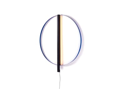 LAMPADA DA APPARTAMENTO - Painted metal wall lamp by Cappellini