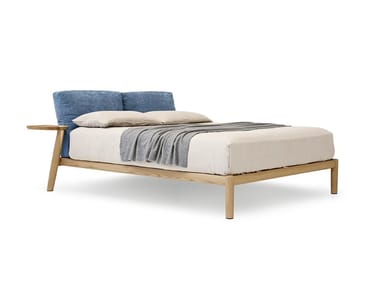 DIONISIO - Solid wood bed with integrated nightstands by Pianca