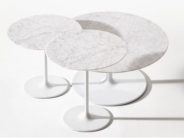 DIZZIE - Round marble coffee table by Arper